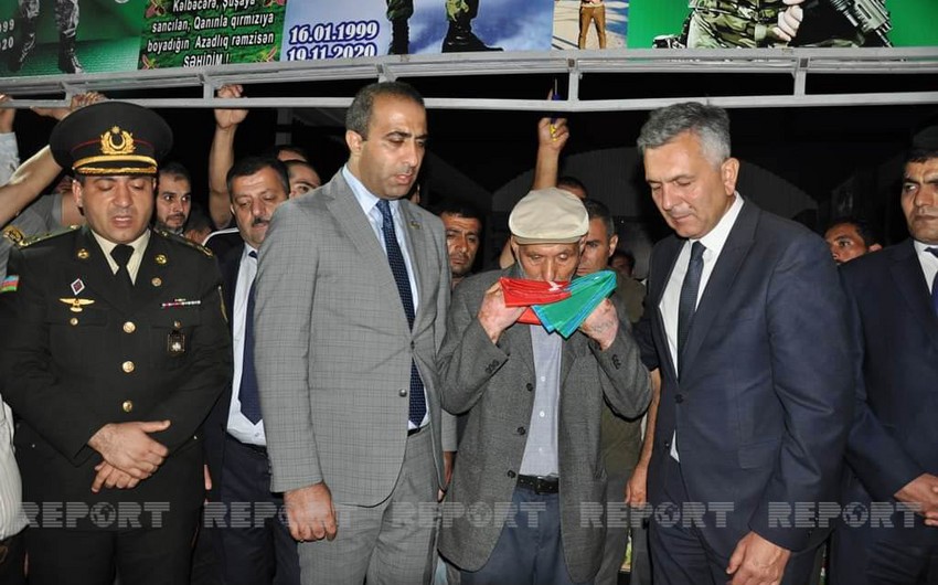 Şəhid gizir Məhəmməd Məmmədov Biləsuvarda torpağa tapşırılıb