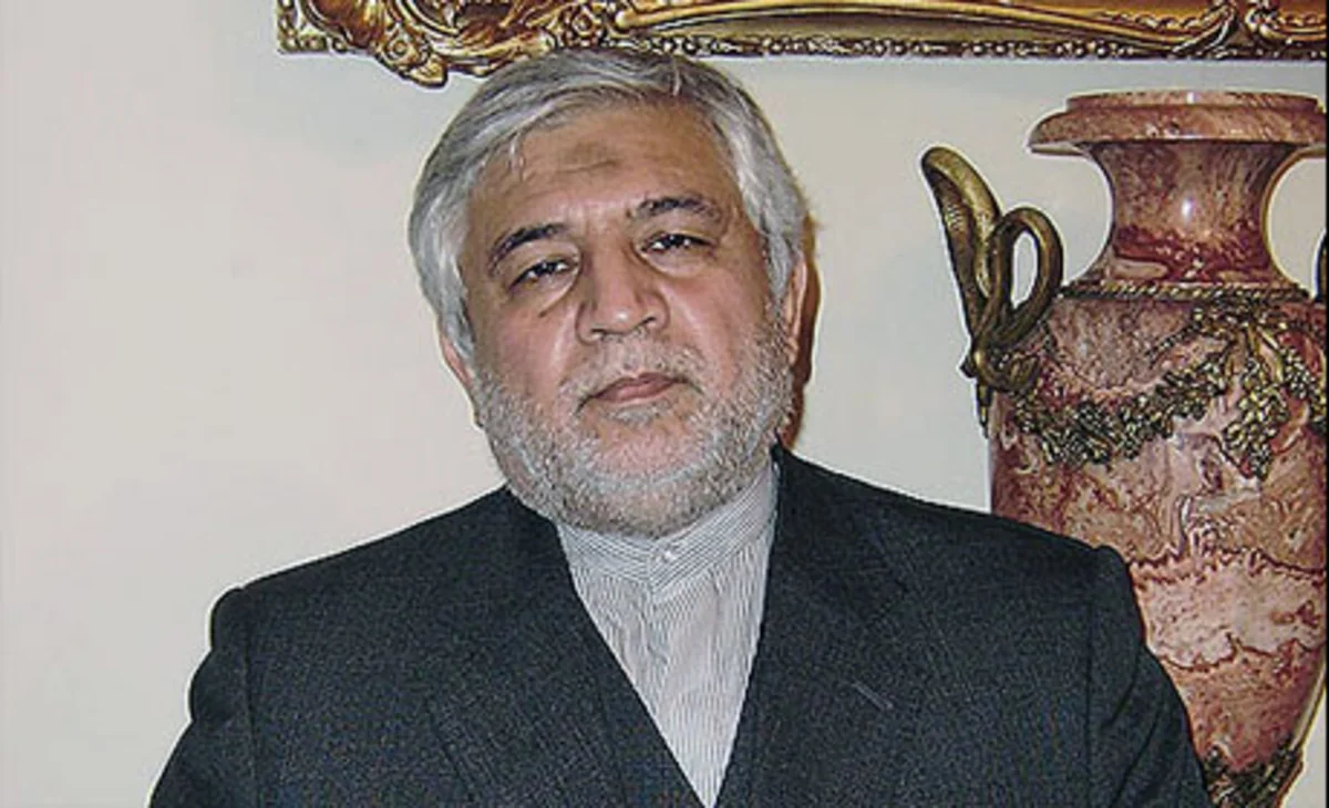 İran səfiri Azərbaycan xalqını təbrik edib