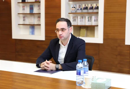 İqtisadiyyat nazirinin müavini Xızıda vətəndaşları qəbul edib