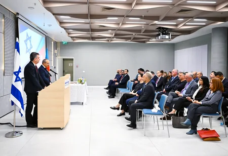 SOCAR İsraildə kəşfiyyat işləri aparmaq üçün lisenziyalar alıb
