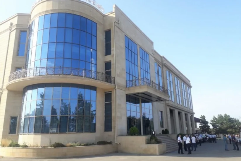AQTA şadlıq sarayında saxta alkoqollu içkilər aşkarlayıb