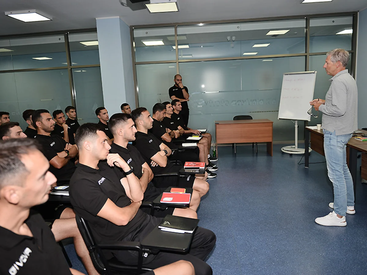 Azərbaycanın futbol hakimlərinin təlim-məşq toplanışı olub