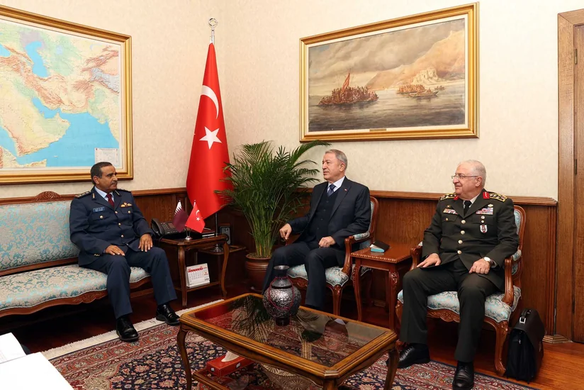 Hulusi Akar Qətərin Baş Qərargah rəisini qəbul edib