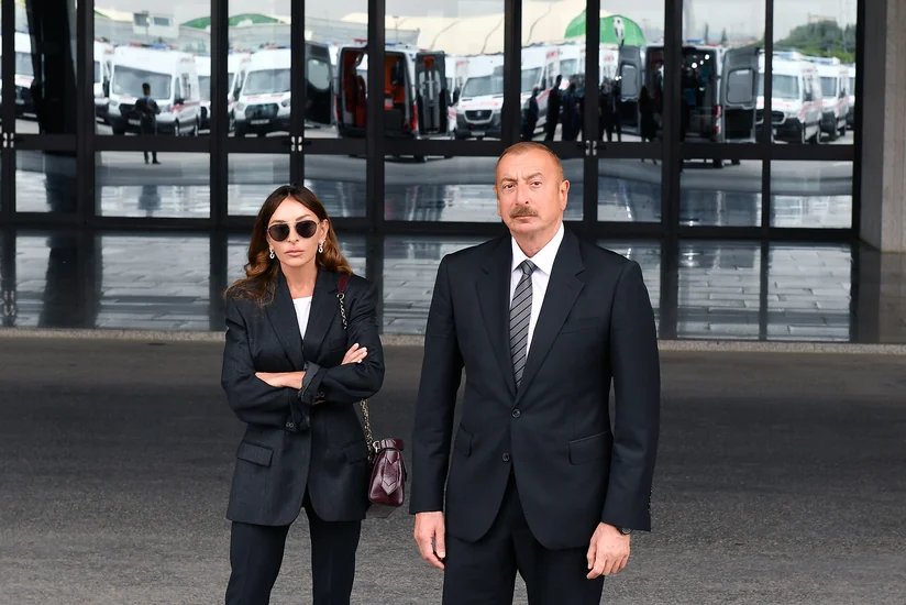 İlham Əliyev və Mehriban Əliyeva Teymur Rəcəbovu təbrik etdilər