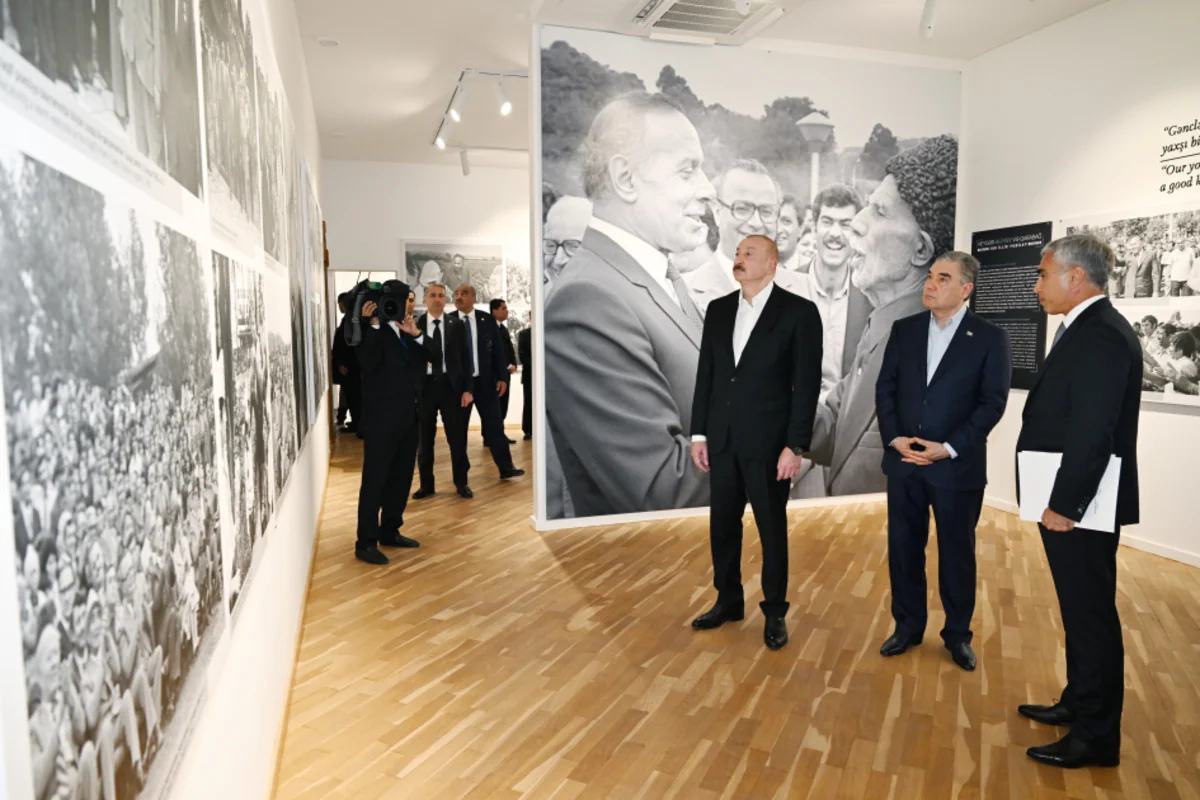 President Ilham Aliyev and Gurbanguly Berdimuhamedov visited “Heydar Aliyev and Garabagh” exhibition at Creativity Center in Shusha