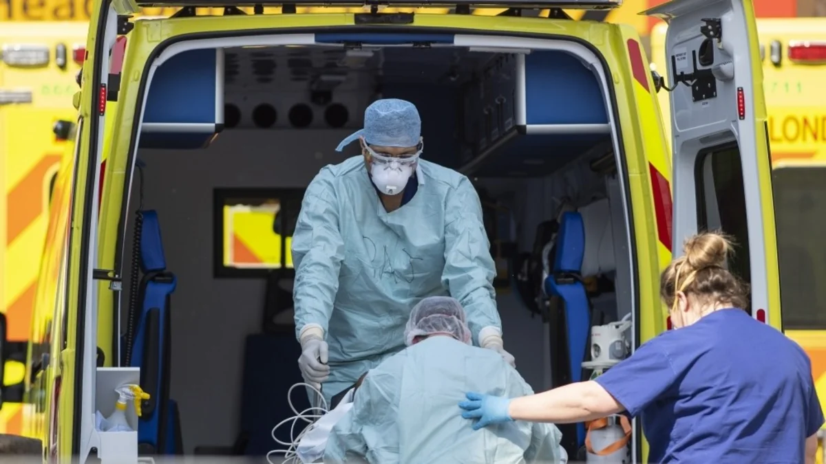 Niderlandda bir sutkada 145 pasiyent koronavirusdan ölüb