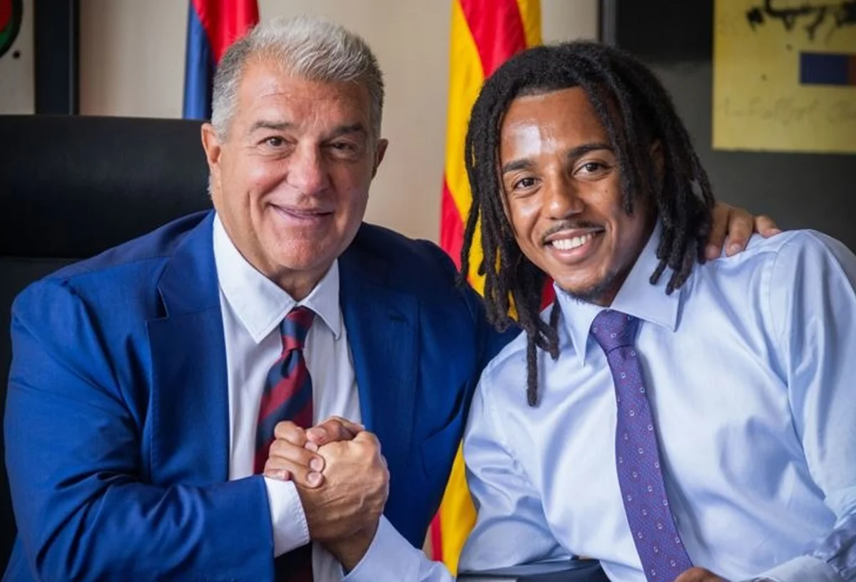 Barcelona extend Jules Kounde's contract