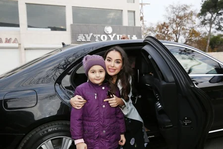 В рамках проекта Наш двор в Низаминском районе благоустроен и передан в пользование жителей очередной двор - ФОТО