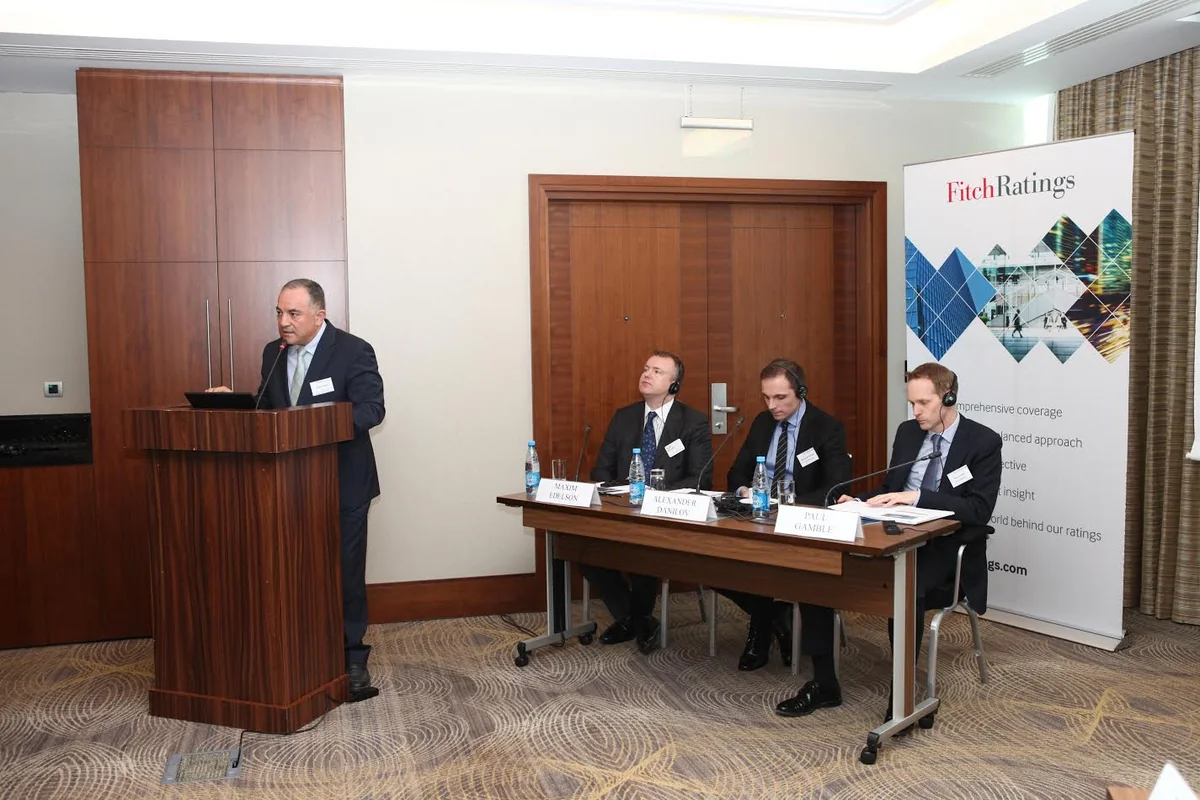 Fitch: Fed's raising rates will not directly affect Azerbaijani manat