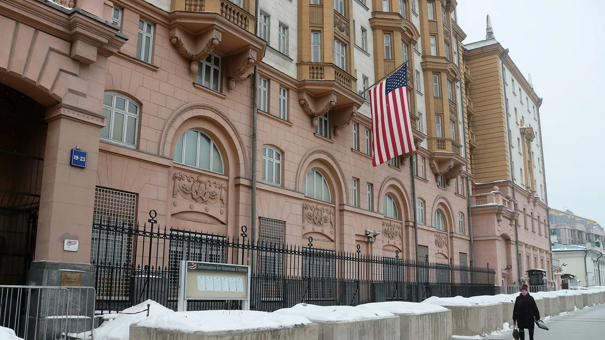 US Embassy advises Americans to leave Russia
