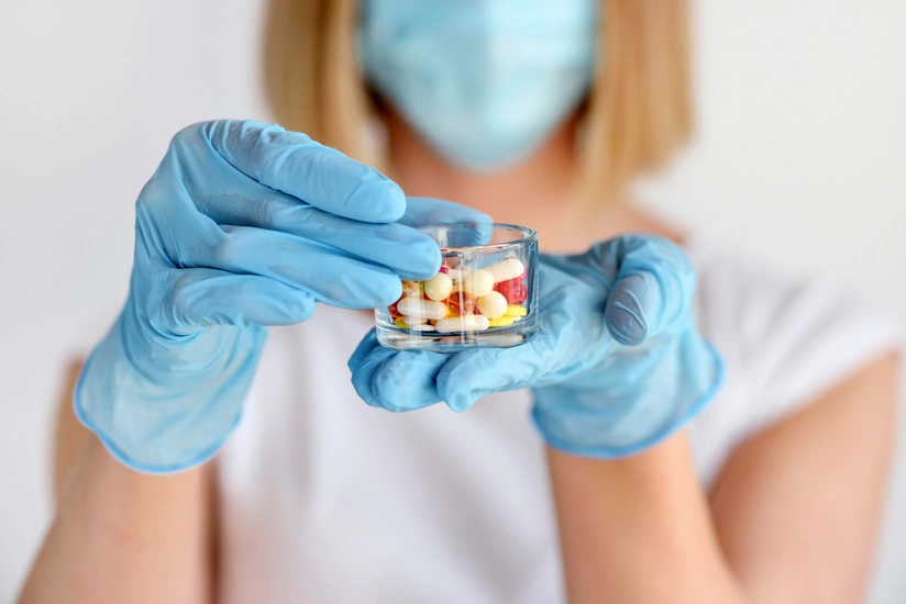 WHO: Azerbaijan should ban free sale of antibiotics in pharmacies