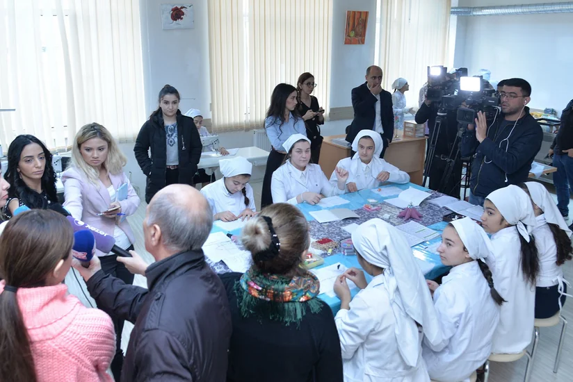 Peşə təmayüllü siniflərə mediatur təşkil olunub