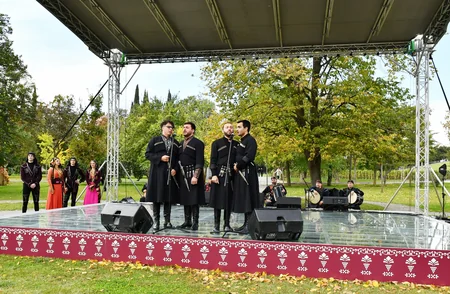 Gürcüstanın Mçxeti rayonundakı Muxrani sarayında mədəni proqram təqdim edilib - YENİLƏNİB