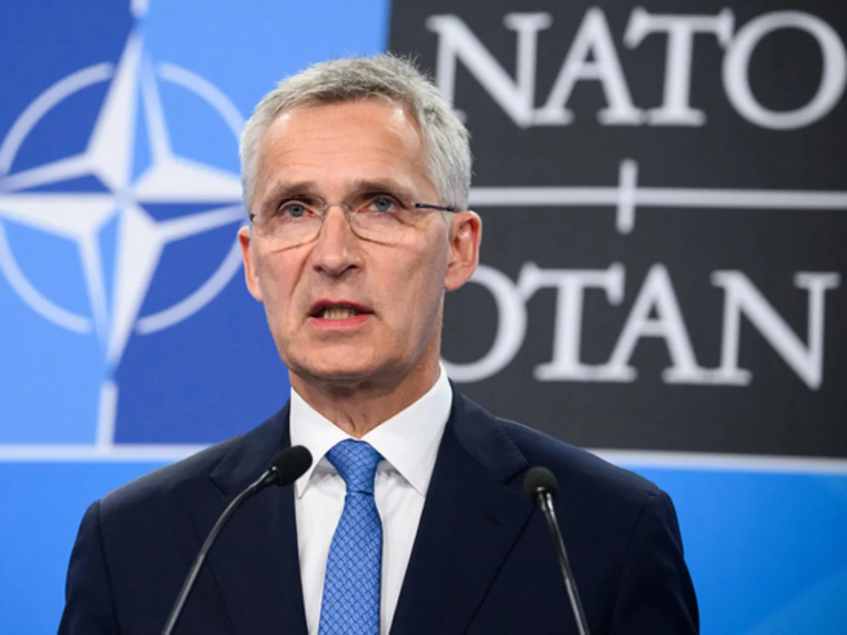 Stoltenberq Finlandiya və İsveçin NATO-ya qəbulu vaxtının çatdığını deyib