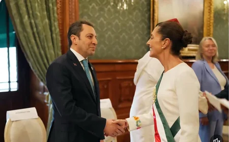 Xarici işlər nazirinin müavini Meksika prezidentinin andiçmə mərasimində iştirak edib