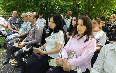 Balakən və Qaxda sahələrə dəymiş zərərə görə sığorta ödənişləri edilib