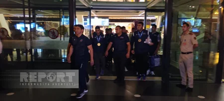 Avropa çempionu olan güləşçilərimiz Vətənə qayıdıblar