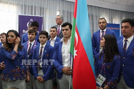 Cüdoçu Elmar Qasımova Azərbaycan bayrağı təqdim olunub - FOTO