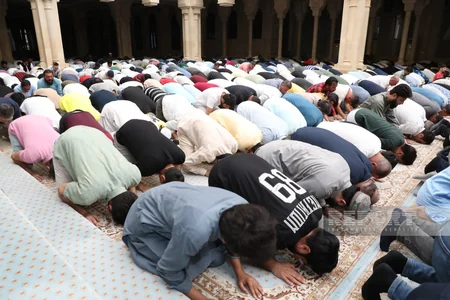 Bakıda bayram namazı qılınıb