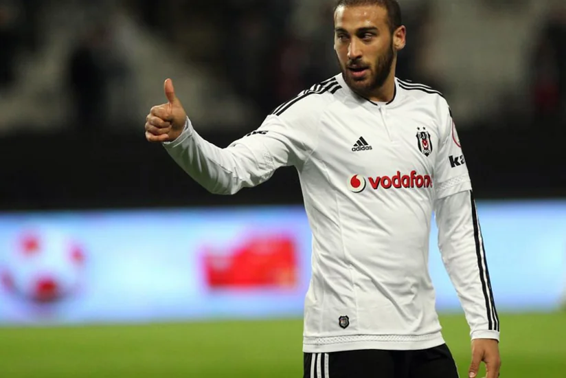 Cenk Tosunun Evertonla müqavilə imzalama mərasimi təxirə salınıb