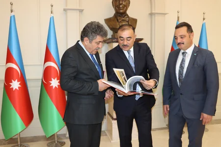 Посол Азербайджана обсудил будущие проекты с председателями TDJF и TİMBİR