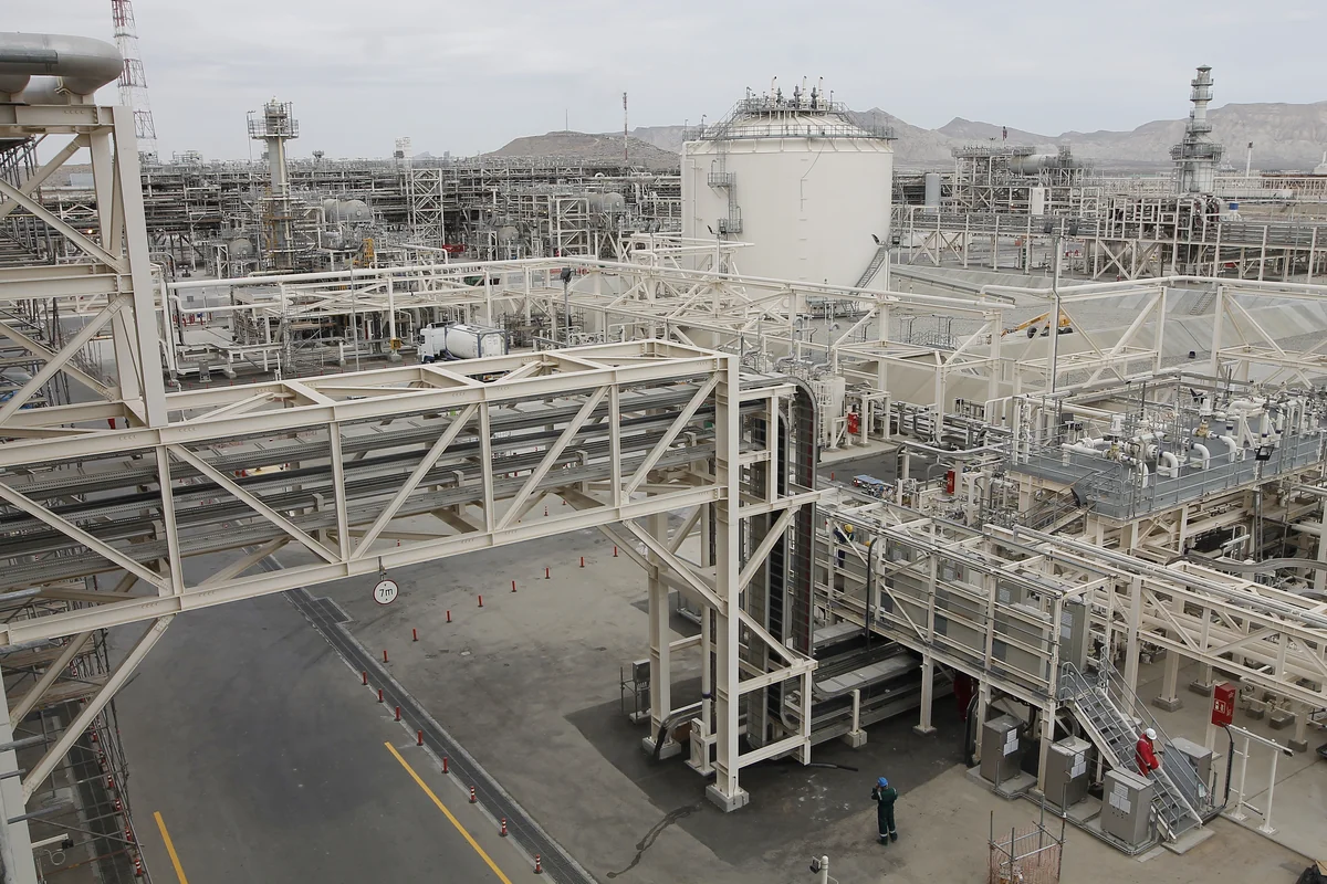 SOCAR, Petrofac sign agreement on support services in Azerbaijan