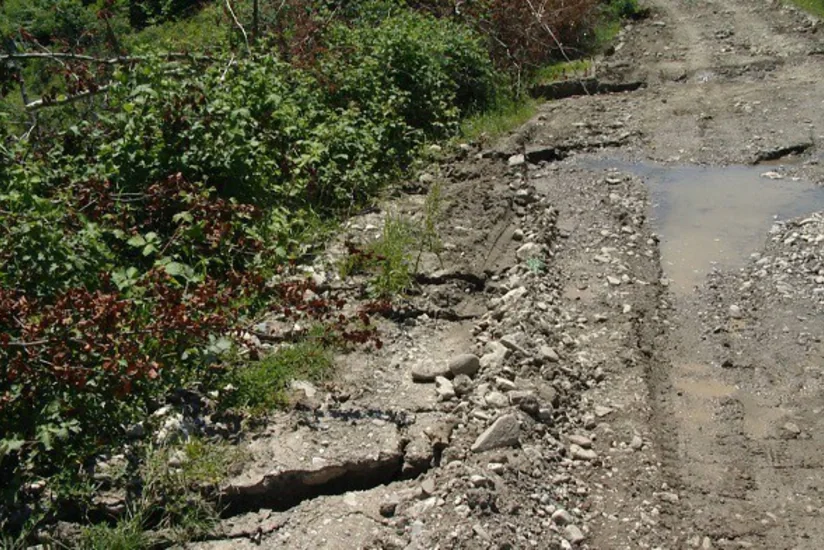 İsmayıllıda yolun çökməsi ilə əlaqədar alternativ yol çəkilir