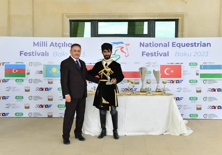 Milli Atçılıq Festivalında cıdır və yorğa yarışları keçirilib