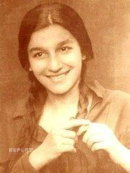 On iki ildən sonra dünyaya gələn övlad, atasız böyüyən kiçik qız, məşəqqətli həyat yolu və adı dillər əzbəri olan aktrisa