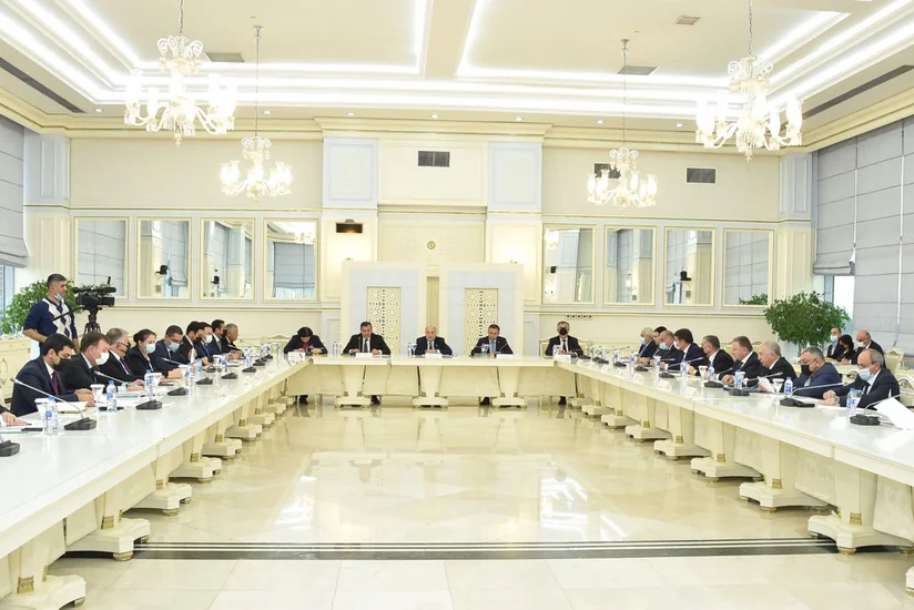 Milli Məclisdə “Turizm haqqında” yeni qanun layihəsi müzakirə olunub