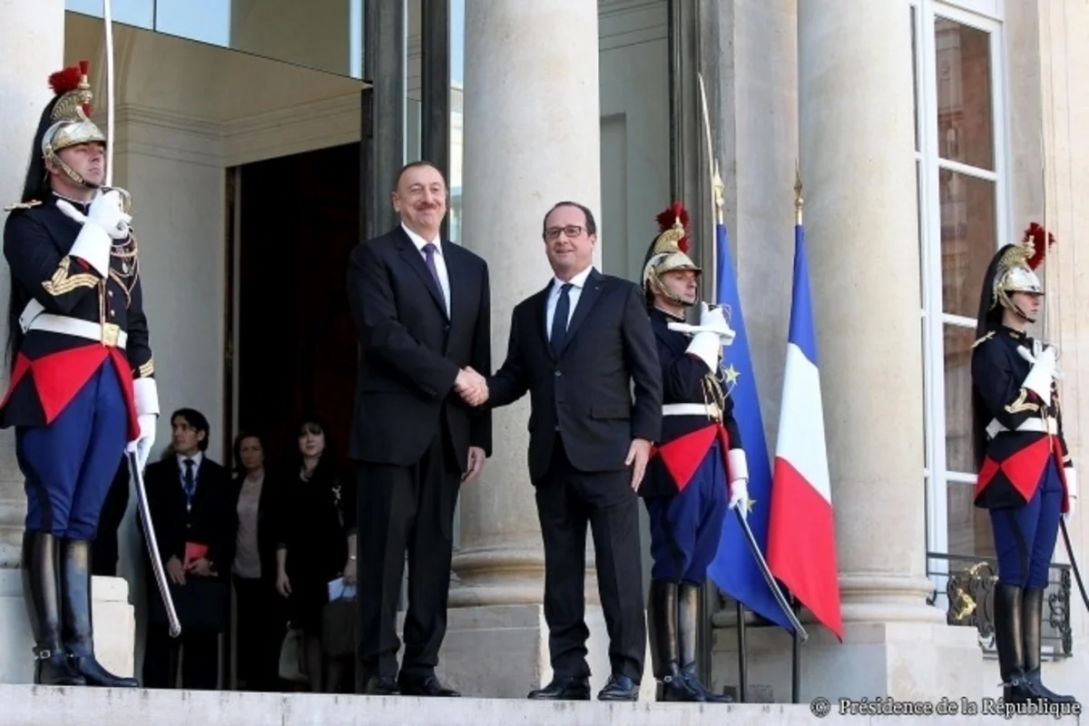 В Париже состоялась встреча президентов Азербайджана и Франции