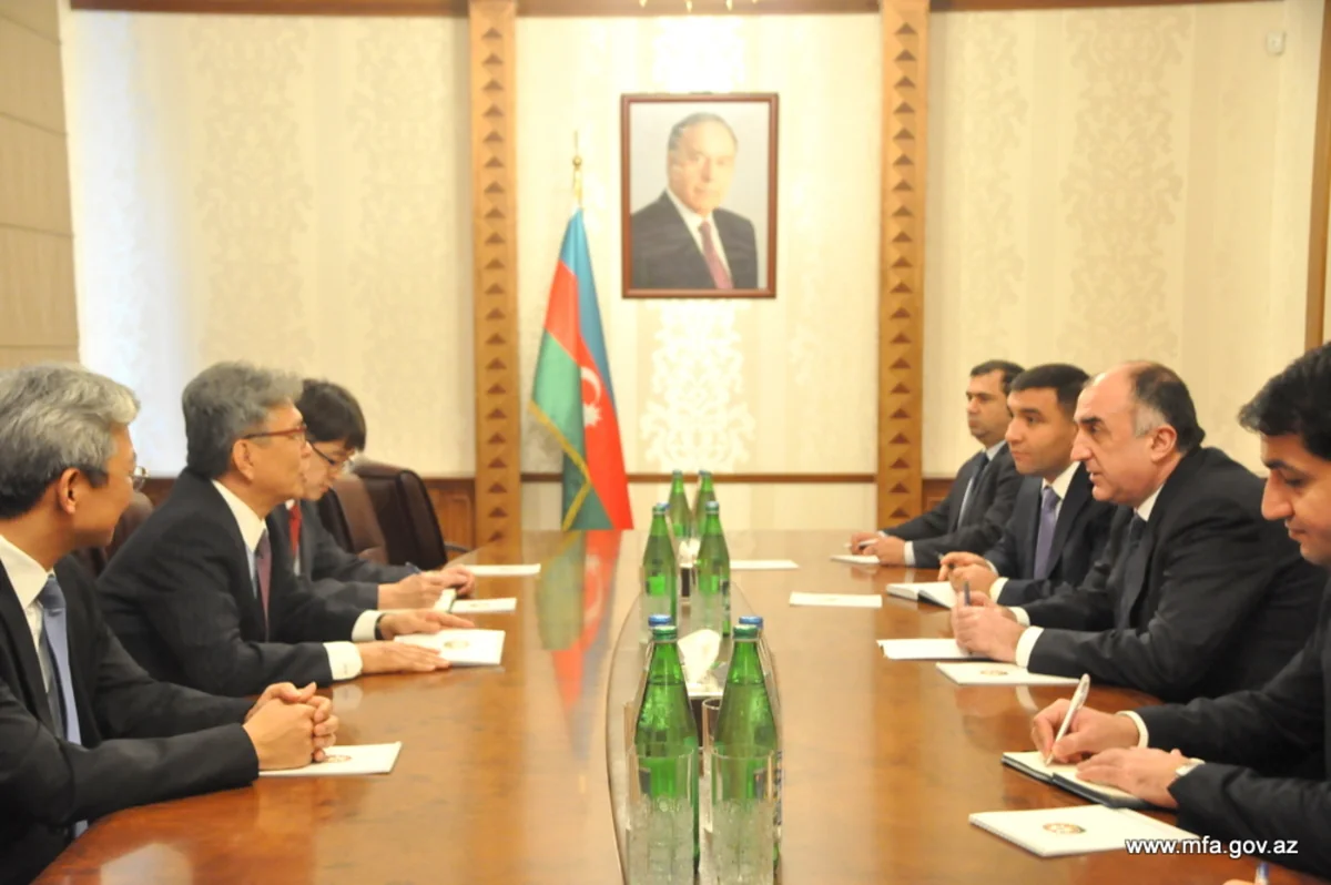 Elmar Məmmədyarov Koreya səfirini diplomatik fəaliyyətinin başa çatması münasibətilə qəbul edib