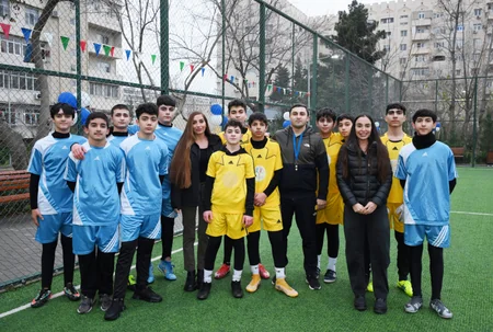 Bakıda növbəti yenilənmiş həyətlər istifadəyə verilib