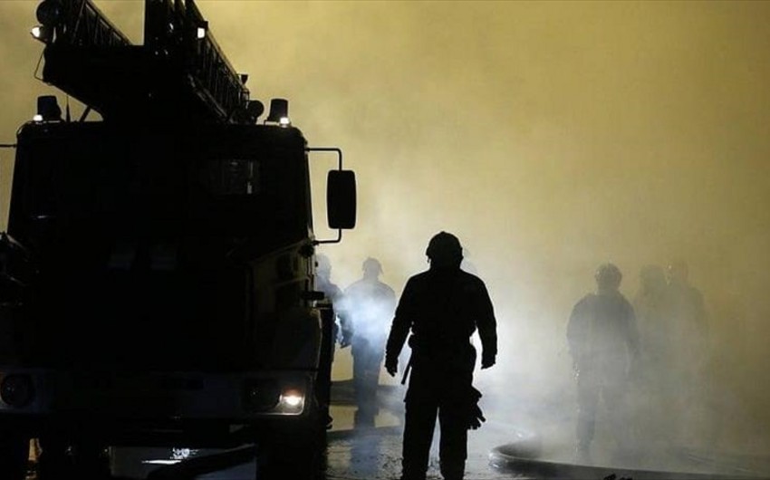 Şirvanda yataqxanada yanğın zamanı 4 nəfər tüstüdən zəhərlənib, 30 nəfər təxliyə edilib