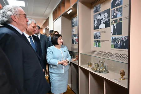 Rusiya Dövlət Dumasında Heydər Əliyevin 100 illiyinə həsr olunmuş sərgi təşkil olunub, MM sədri tədbirdə iştirak edib