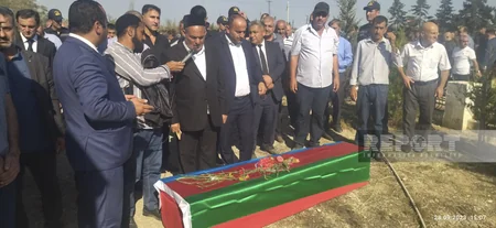 Otuz il əvvəl Füzulidə itkin düşən hərbçinin nəşi Salyanda dəfn edilib - YENİLƏNİB