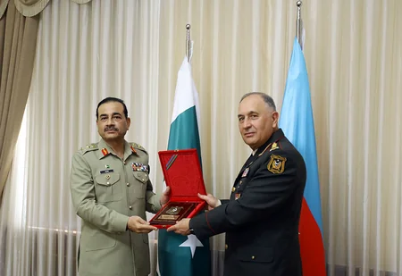 Azərbaycan ilə Pakistan arasında hərbi əməkdaşlıq məsələləri müzakirə edilib