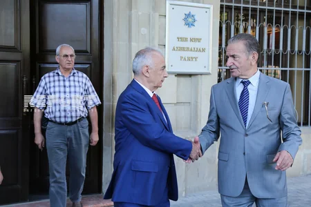 YAP İdarə Heyətinin iclası keçirilib, deputatlığa namizədlərin siyahısı təsdiqlənib