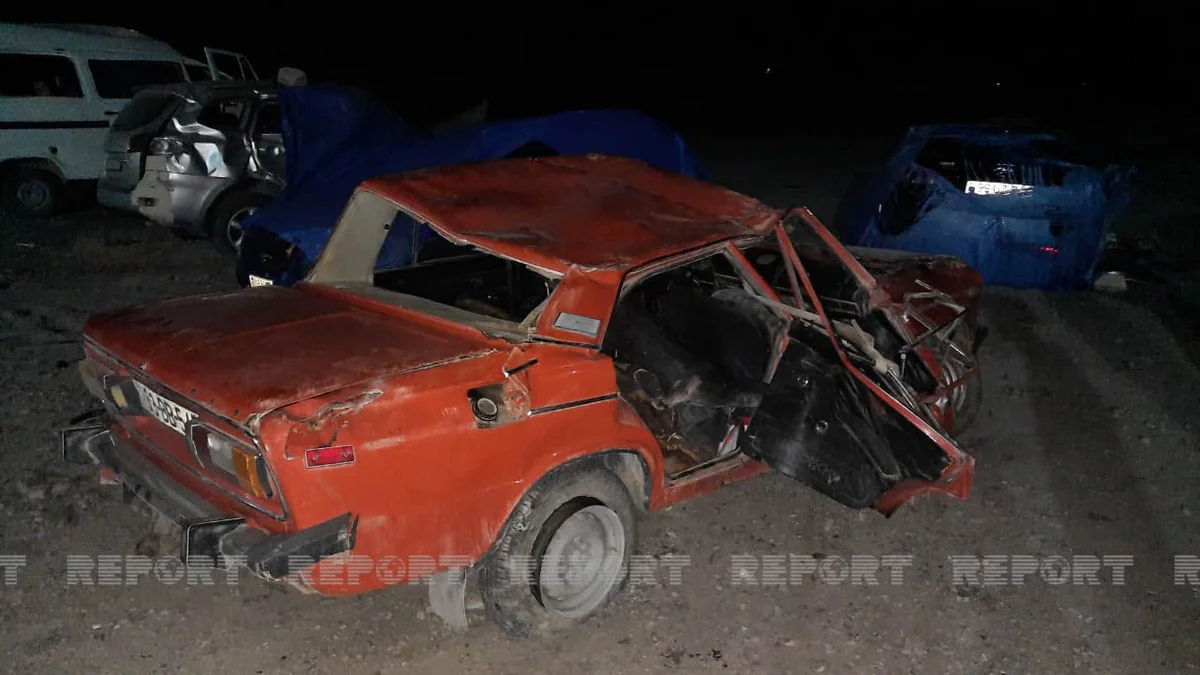 Kürdəmirdə ağır yol qəzası olub, ölən və yaralanan var