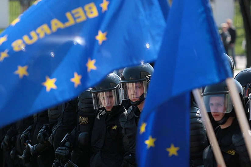 ЕС до конца месяца отменит санкции против Беларуси