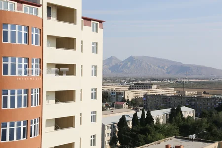 ​SOCAR prezidenti neftçilərə yeni mənzillərin orderlərini təqdim edib