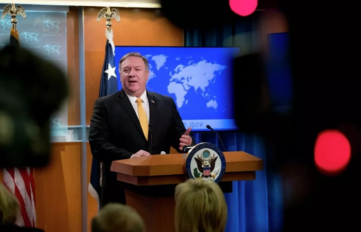 Pompeo Çavuşoğlu ilə müdafiə və təhlükəsizlik məsələlərini müzakirə edib