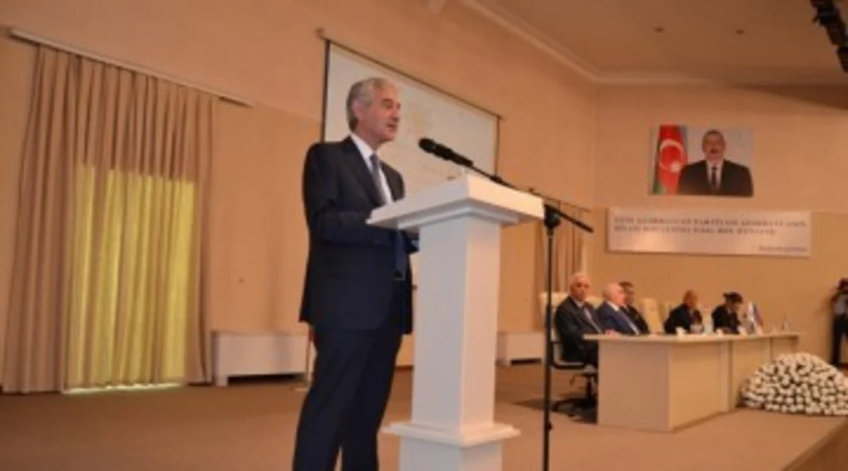 YAP-ın Şirvan bölgəsi üzrə rayon təşkilatlarının ərazi ilk təşkilat sədrlərinin iştirakı ilə müşavirə keçirilib