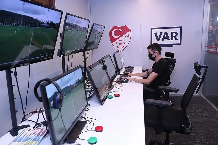 Türkiyə Superliqasında əcnəbi VAR hakimlərinin xidmətindən istifadə olunacaq