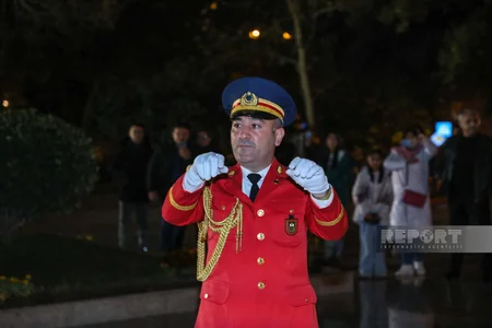 Bakıda Zəfər Günü münasibətilə hərbi orkestrlərin ifasında nümunəvi çıxışlar olub