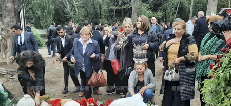 QHT nümayəndələri Gəncə terrorunda həlak olanların xatirəsini yad ediblər