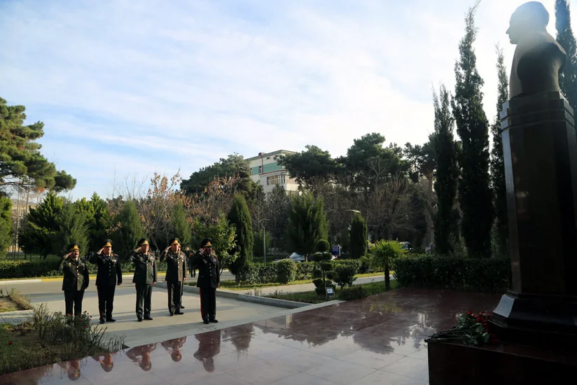 Azerbaijani defense minister visits military medical institutions