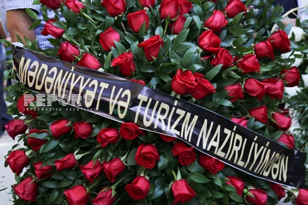 Xalq artisti Habil Əliyev I Fəxri xiyabanda dəfn olunub