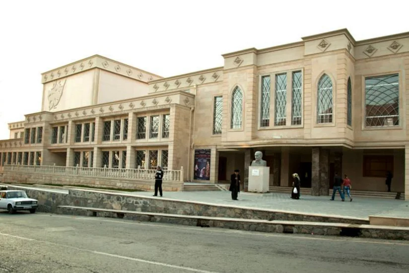 Şəki Teatrı Beynəlxalq Teatr Gününü premyera ilə qeyd edəcək