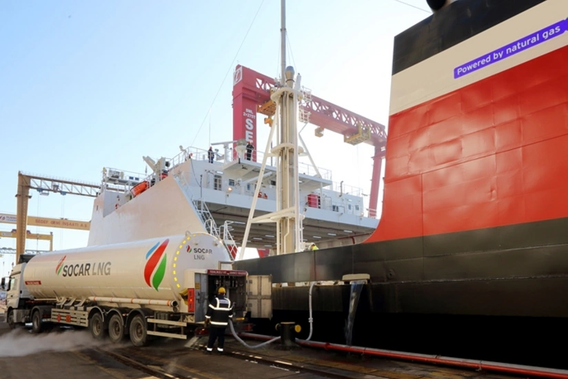 SOCAR Marine for the first time supplies LNG without sulfur